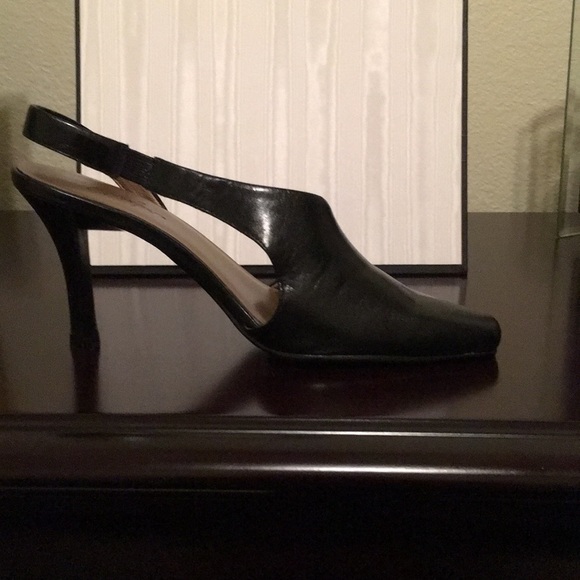 Shoes - Picture 2 of 2